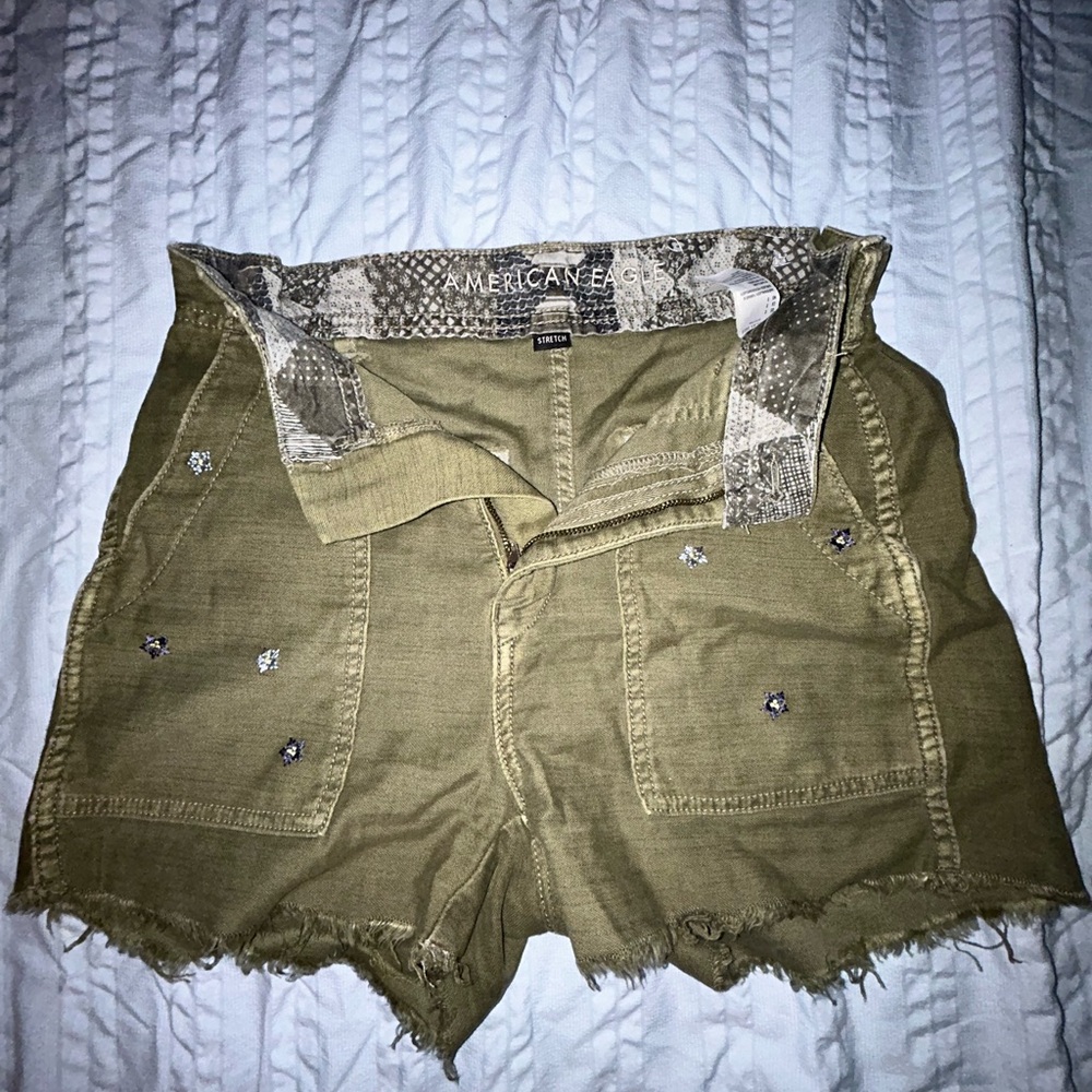 American Eagle Outfitters Khaki Women's Cargo Shorts